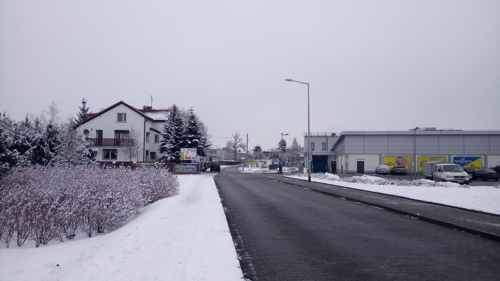 Willton Apartamenty Psary Exteriör bild